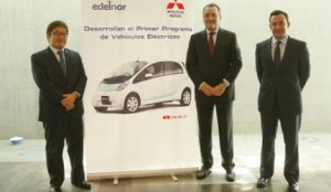 Edelnor y Mitsubishi firman convenio para promover auto electrico